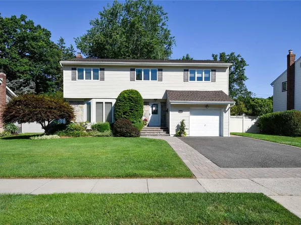 112 Schoharie Drive, Jericho, NY 11753