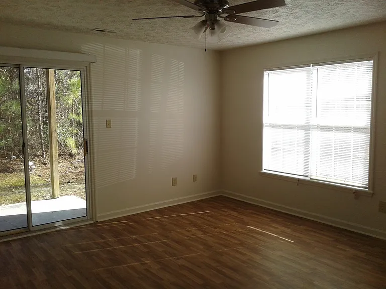 47 Mare Ct #C — Photo 5