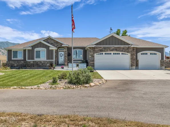 1644 E Arrowhead Ln, Erda, UT 84074