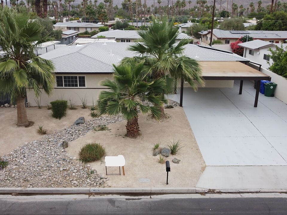 1st image of 69951 Papaya Ln