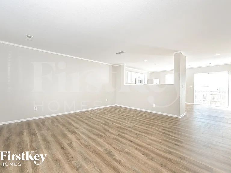 4646 S Tabor Way — Photo 4