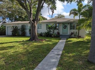 3032 57th St S, Gulfport, FL 33707