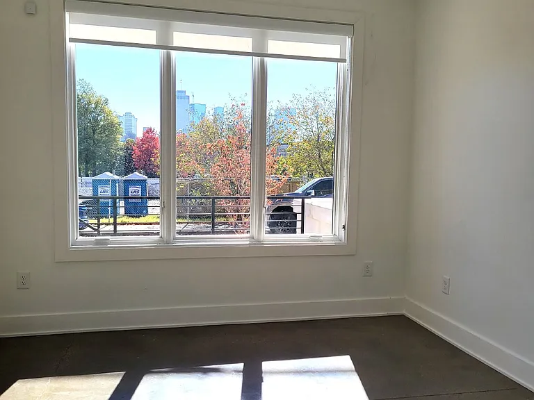 618 Madison St — Photo 3