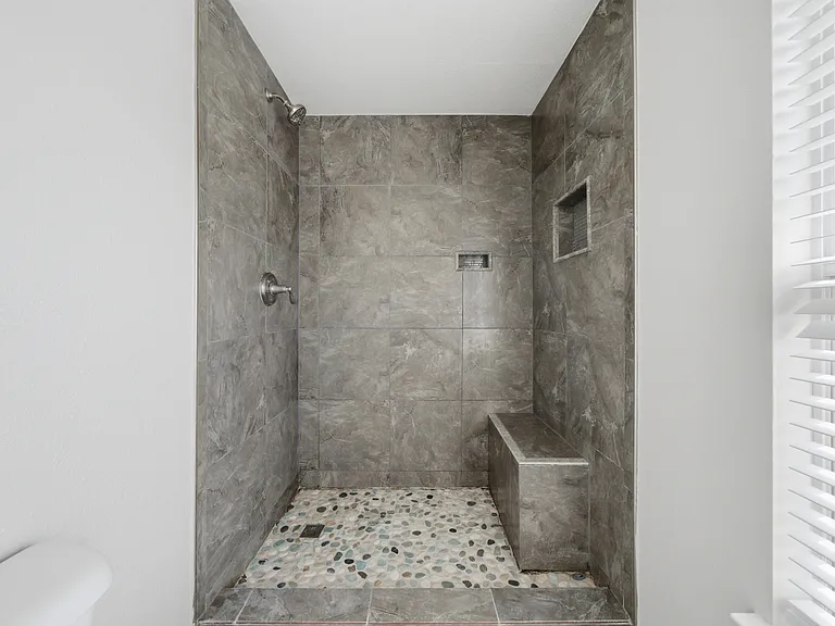 5206 Sandy Shls — Photo 33