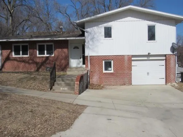 211 21st St, Sioux City, IA 51104