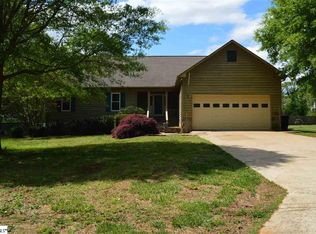 111 Somerset Dr, Lyman, SC 29365