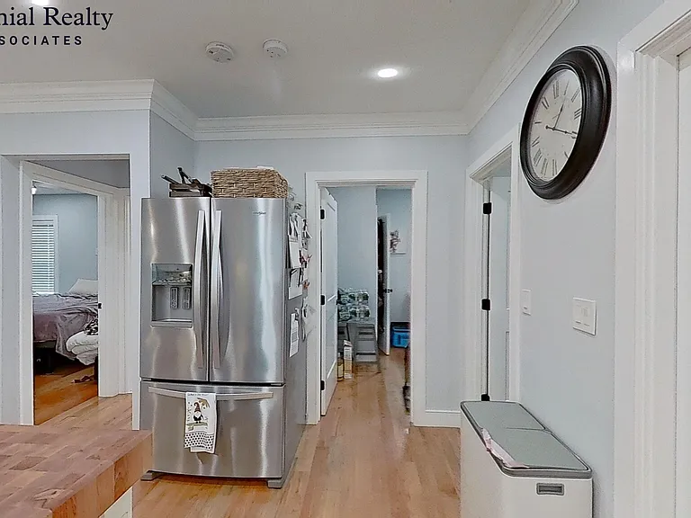 28 Woodrow Ave #2 — Photo 9