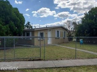 4510 SW 40th St, West Park, FL 33023