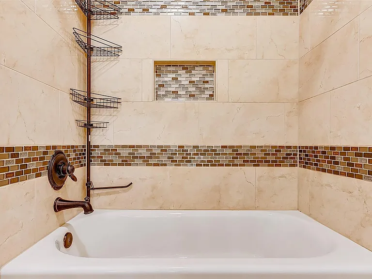 7350 Kirby Dr #5 — Photo 14