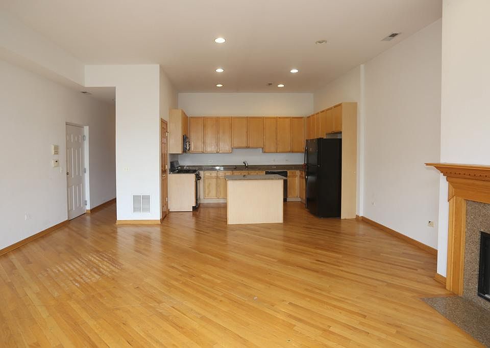 1st image of 2537 N Southport Ave #2NM