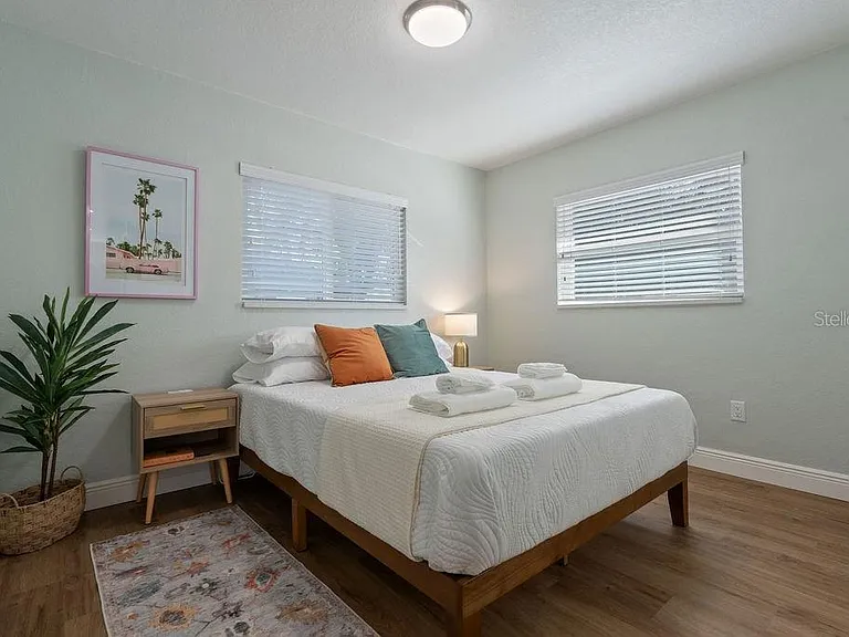 11987 Maple St #2 — Photo 5