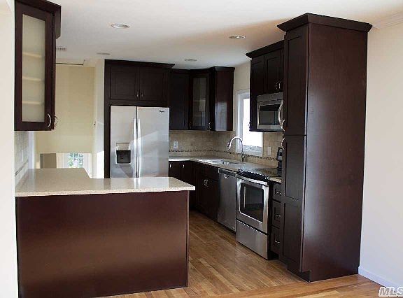 5th image of 17 Audley Ct