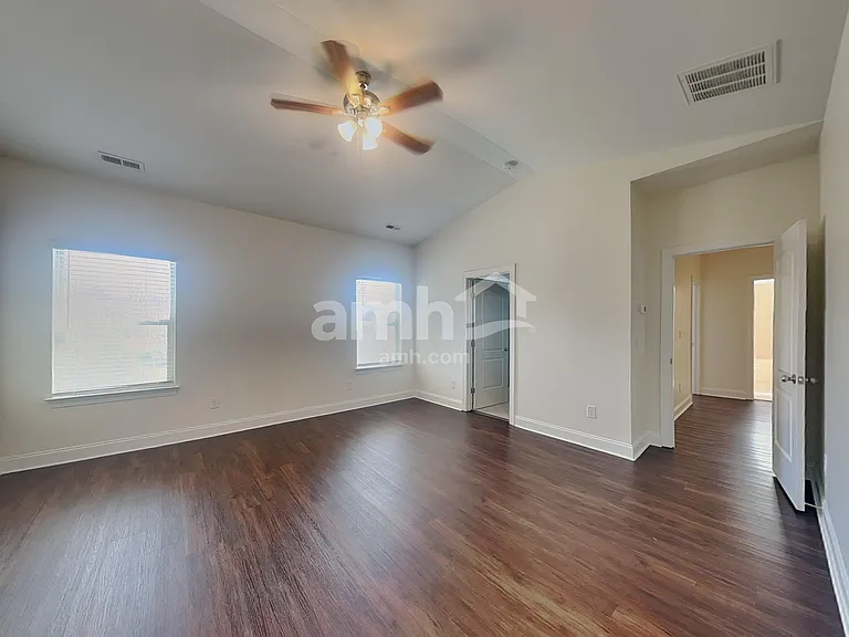 10075 Fox Trotter Ln — Photo 12