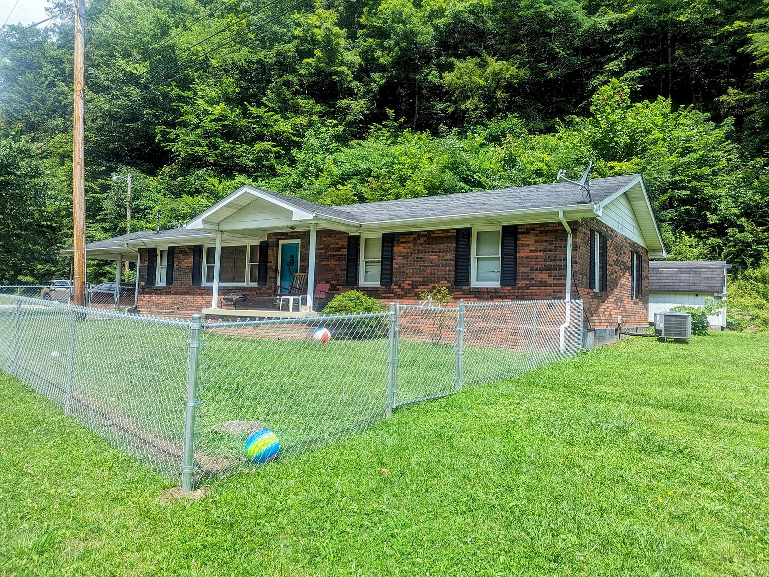 25640 Us Highway 421, Hyden, KY 41749 Zillow