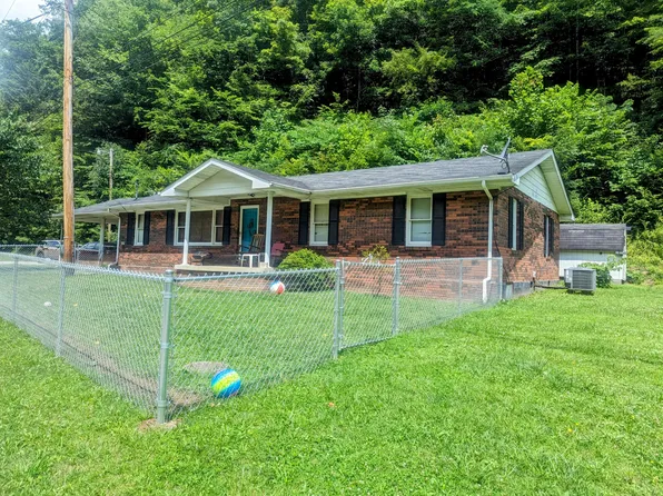 25640 Us Highway 421, Hyden, KY 41749