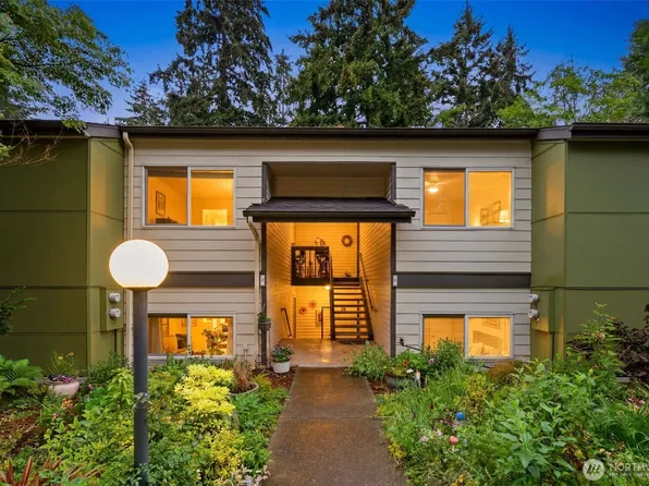 31500 33rd Place SW #B103, Federal Way, WA 98023