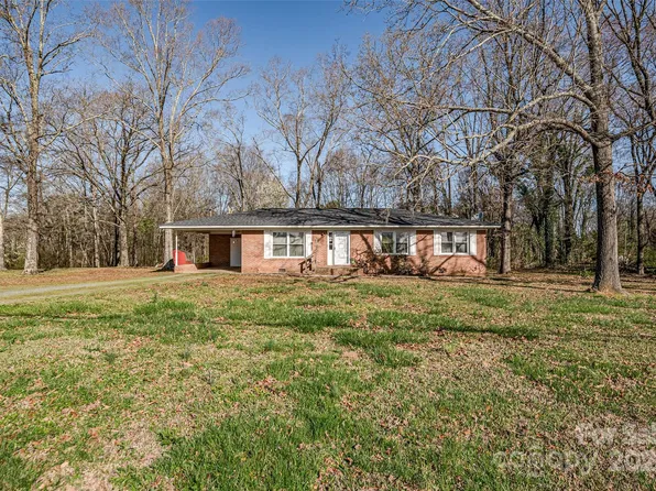 7032 Frank Carter Dr, Indian Trail, NC 28079