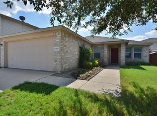 13825 Canyon Ranch Rd, Roanoke, TX 76262