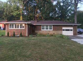 5587 Pepperidge Rd, Clinton, OH 44216