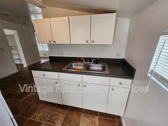 5th image of 309 W Comanche Ave APT C