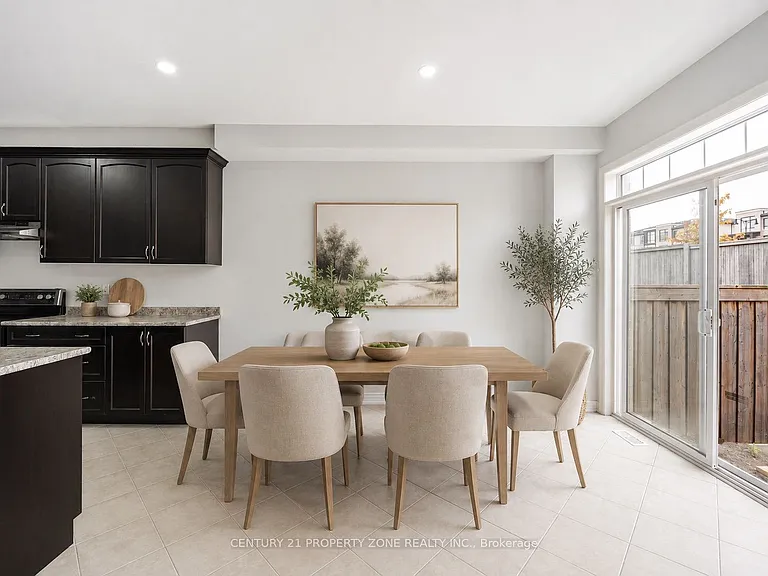 6 Dufay Rd — Photo 7