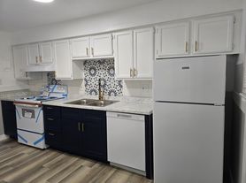 6752 W 51st Ave, Arvada, CO