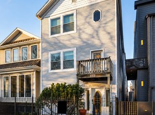 1812 W Erie St, Chicago, IL 60622
