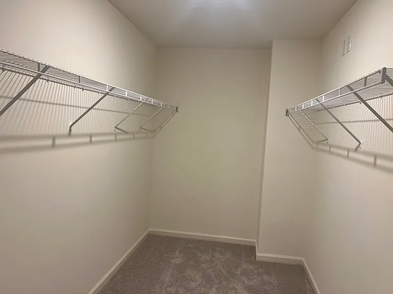 2213 Glen Crossing Dr — Photo 21