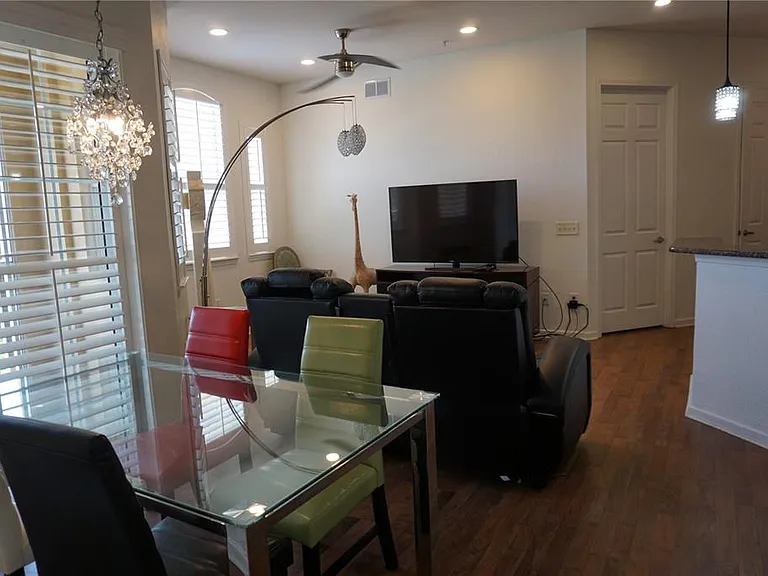 719 Terrace Ridge Cir #719 — Photo 8
