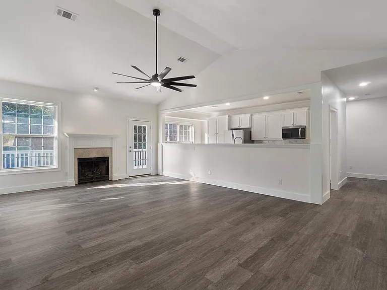 800 Shadow Ridge Dr — Photo 28