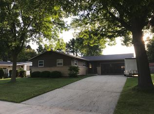 3807 Monroe St, Two Rivers, WI 54241