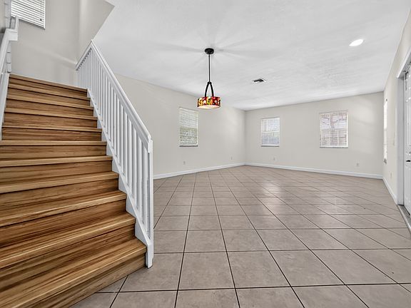 5th image of 625 SW 146th Ter #901