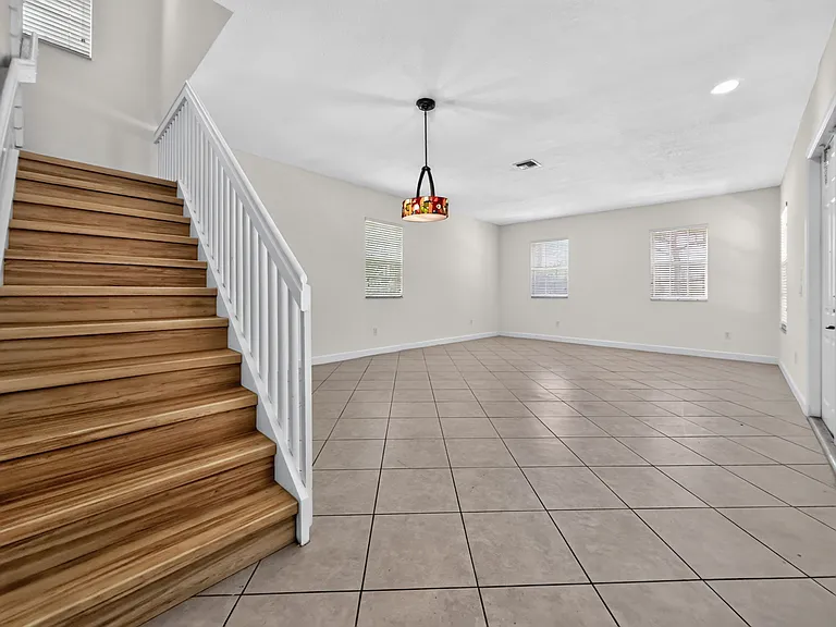 625 SW 146th Ter #901 — Photo 5