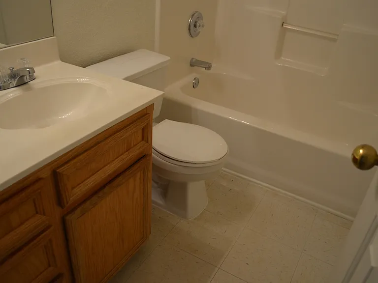 2204 Wildewood Dr — Photo 46