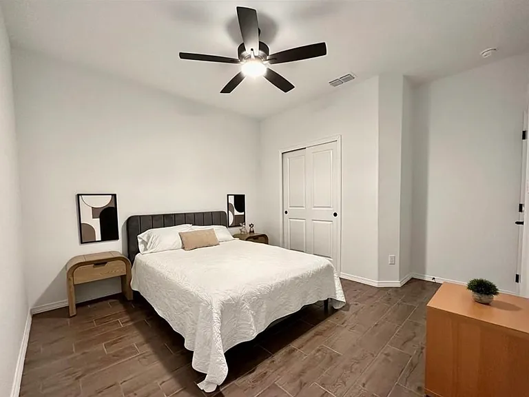 4112 Zion Ave — Photo 11