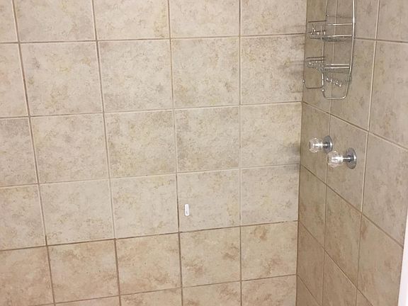 5th image of 720 E Alice Ave Unit 101