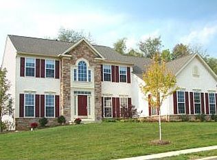 4 Winding Brook Dr, Reading, PA 19608