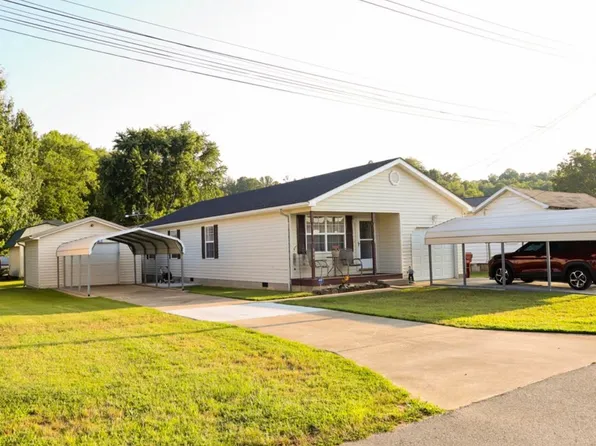 804 Madison Ave, Wurtland, KY 41144