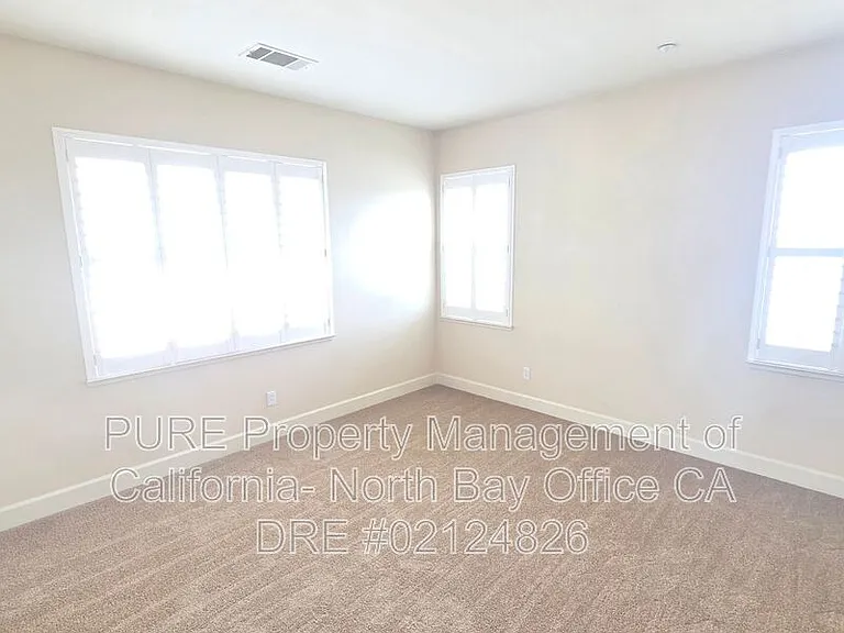 901 Colabianchi Ln — Photo 14