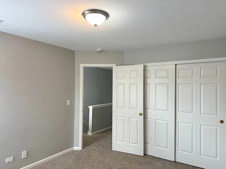 83 Polaris Dr — Photo 16