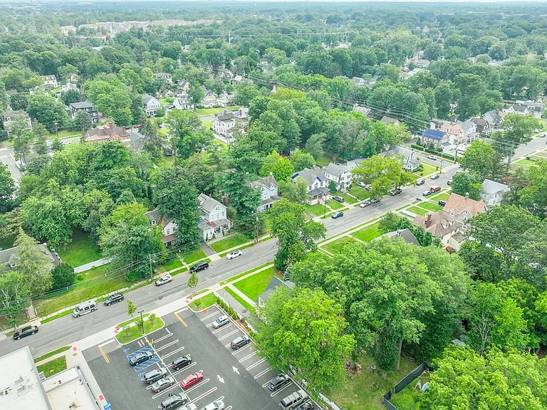 Neighborhood