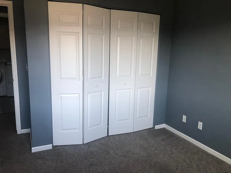 8402 Jasonville Ct SE — Photo 11