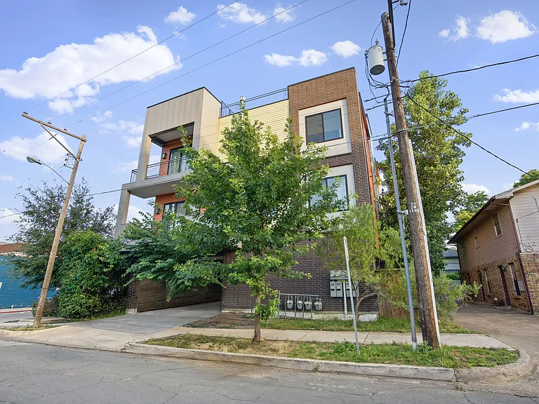 410 Melba St #2 — Photo 27