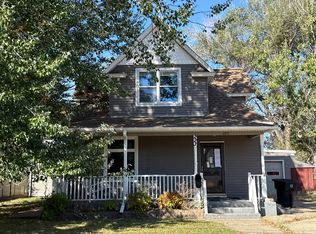 223 N River Ave, Glendive, MT 59330