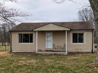 12985 E Enon Rd, Hope, IN 47246