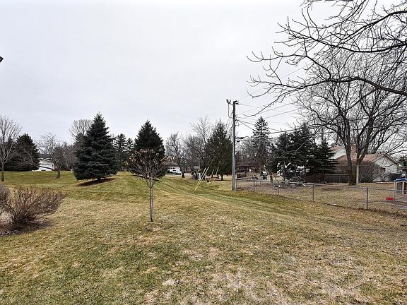 2nd image of 12766 Ulysses Cir NE