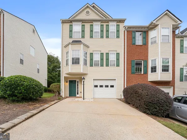 1315 Pilgrim Lake Dr, Cumming, GA 30040