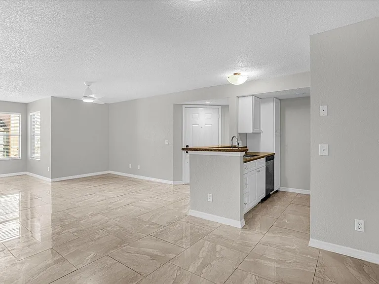 5132 Conroy Rd #928 — Photo 6