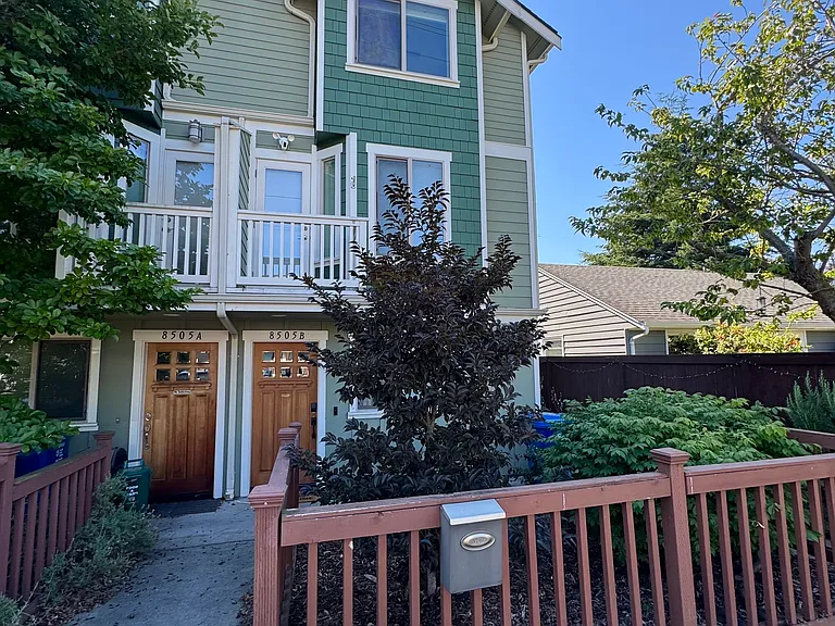 8505B 17th Ave NW — Photo 6