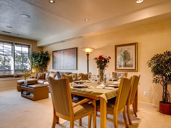 2nd image of 500 S Park Ave #303